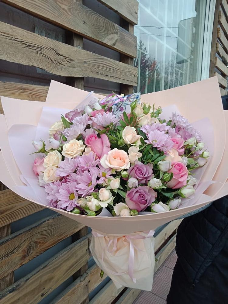 Букет цветов из: Розы и Хризантемы в Новоульяновске