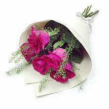 Букет цветов из:  Розы в Новоульяновске