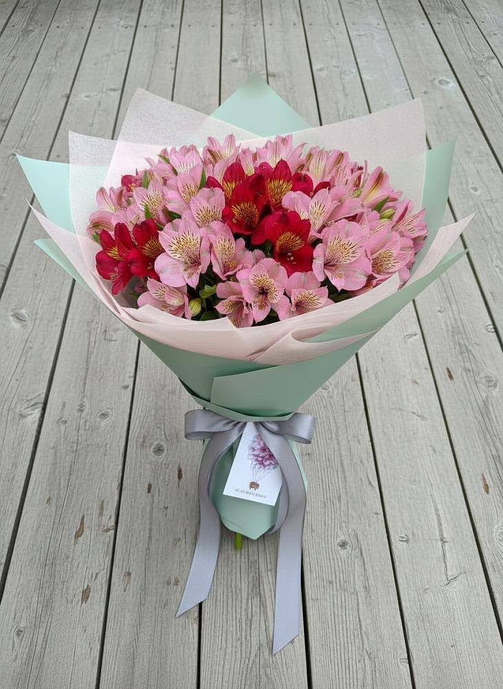 Букет цветов из: Альстромерии в Новоульяновске