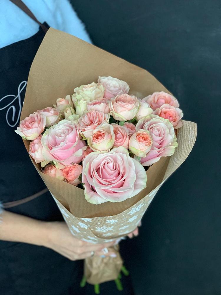 Букет цветов из: Хризантемы и Розы в Новоульяновске