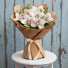 Букет цветов из:  Орхидеи и Розы в Новоульяновске